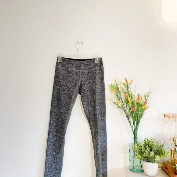 ☀️ BEYOND YOGA Dark Gray Marled Full Length Leggings Medium Casual Workout Pants - Picture 3 of 5